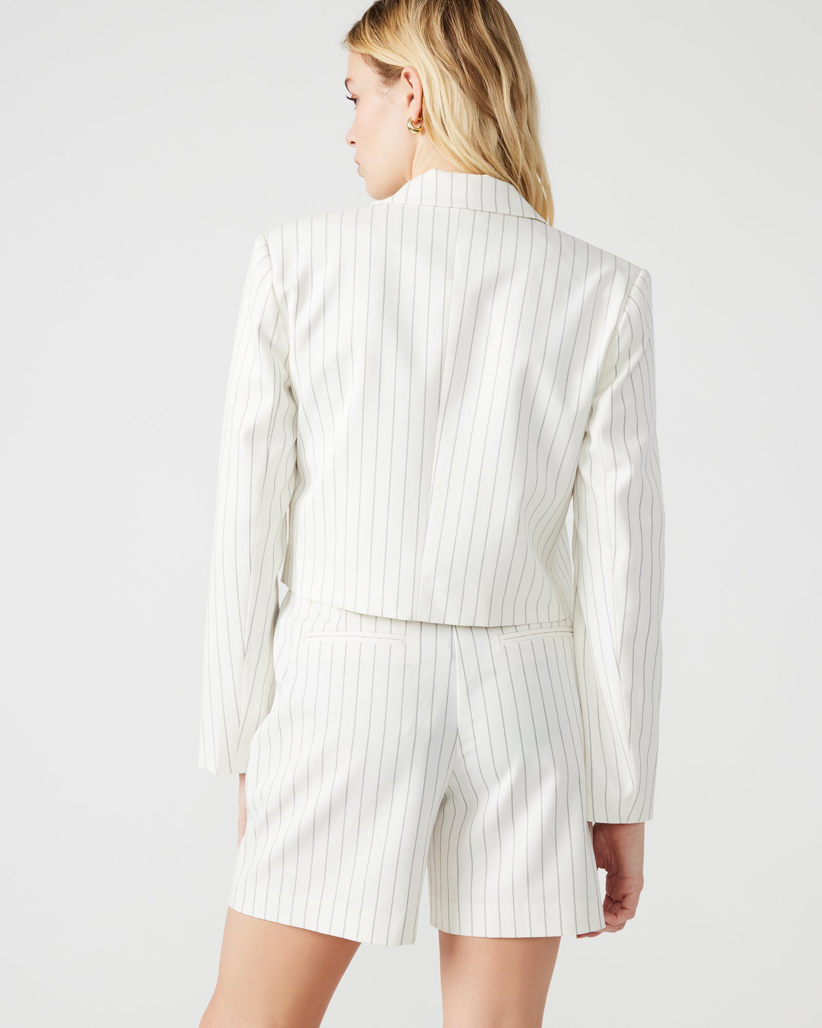 RUPI CROPPED BLAZER WHITE/BLACK - Image 4