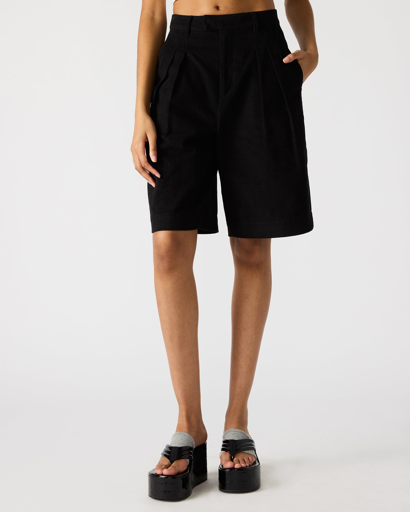 IVANA SHORTS BLACK - Image 2