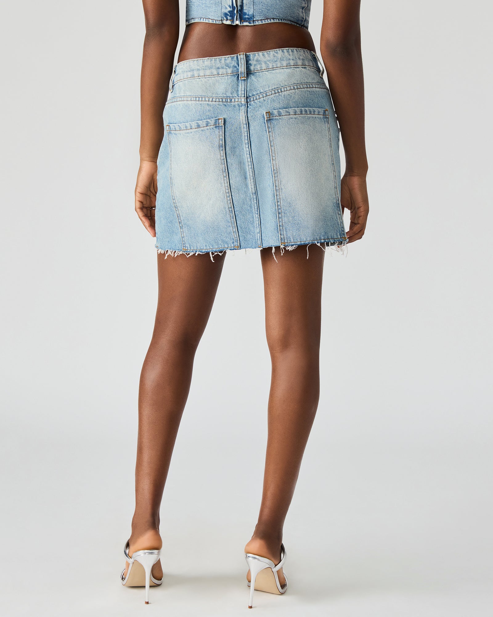 ERAS DENIM SKIRT - Image 4