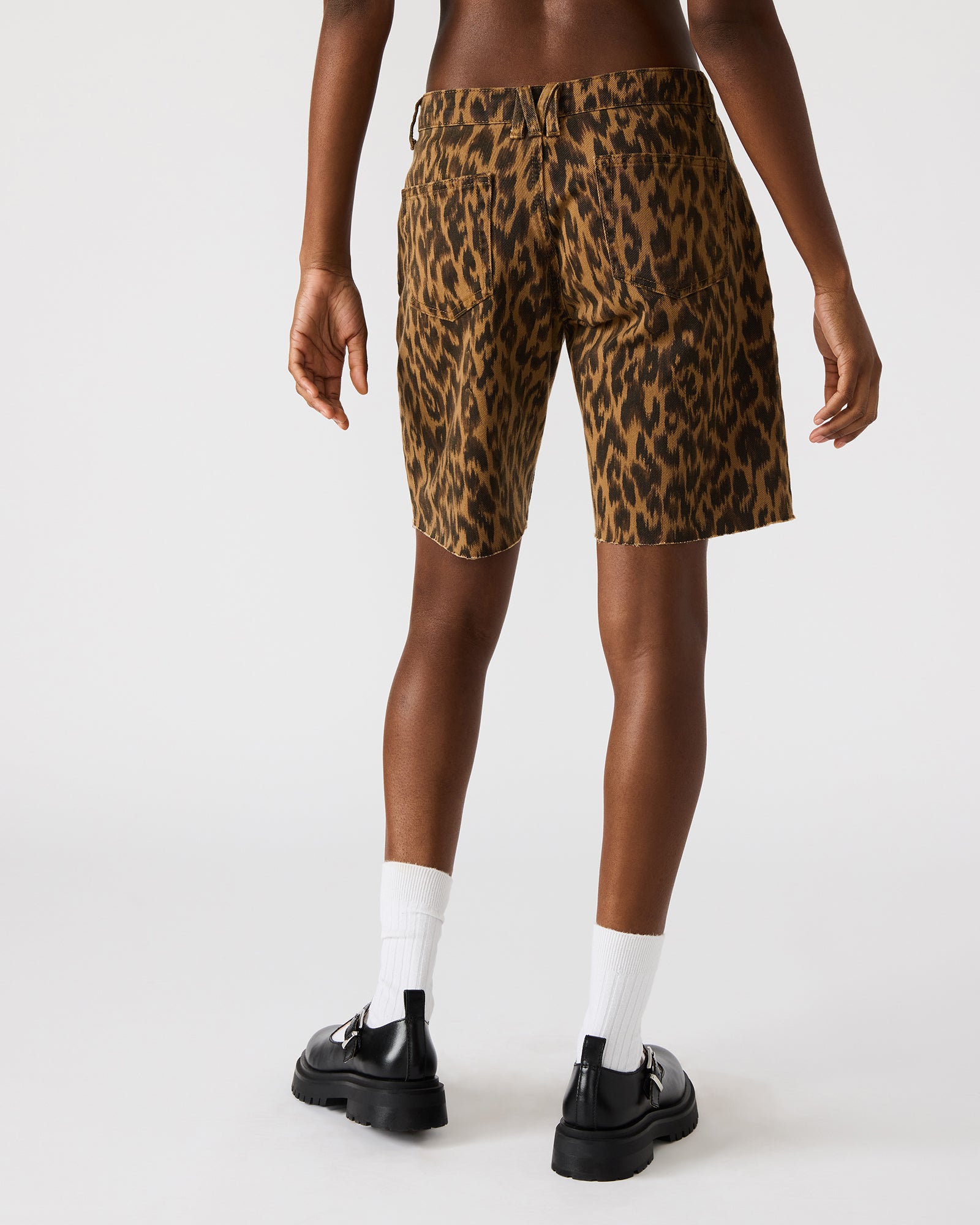 MILLIE SHORT LEOPARD - Image 3