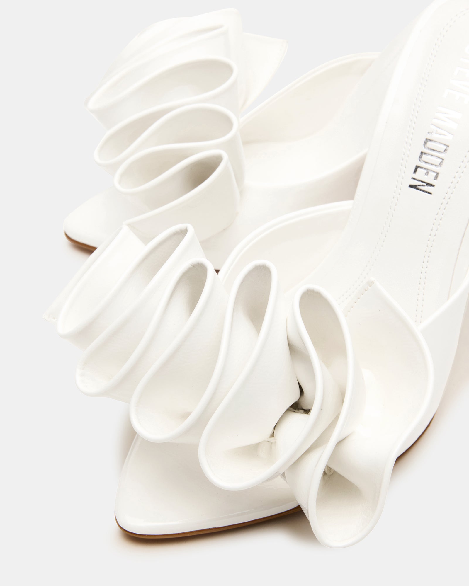 AFFINITY WHITE PATENT - Image 4