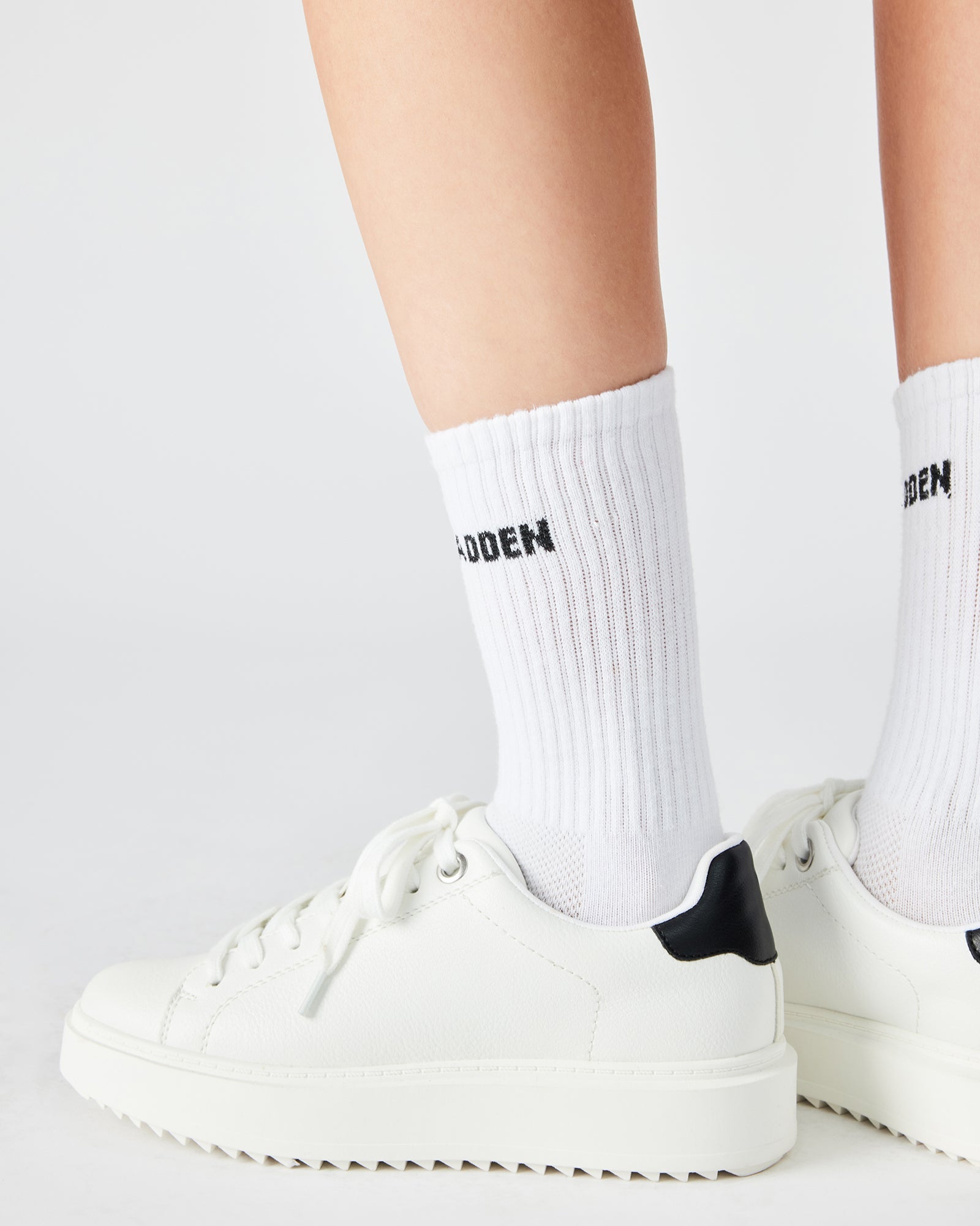 CATCHER WHITE BLACK - SM REBOOTED - Image 2