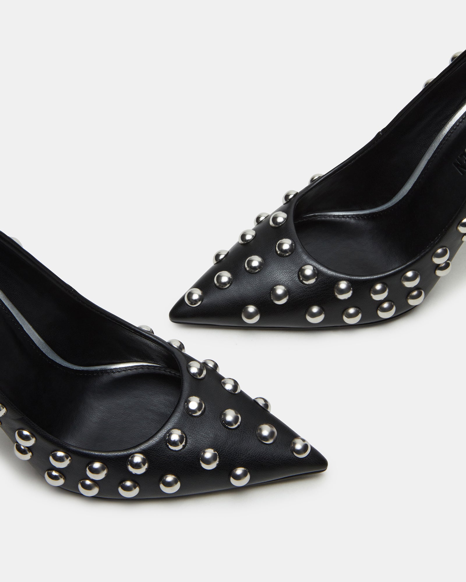 THRIVE BLACK STUDS - Image 4