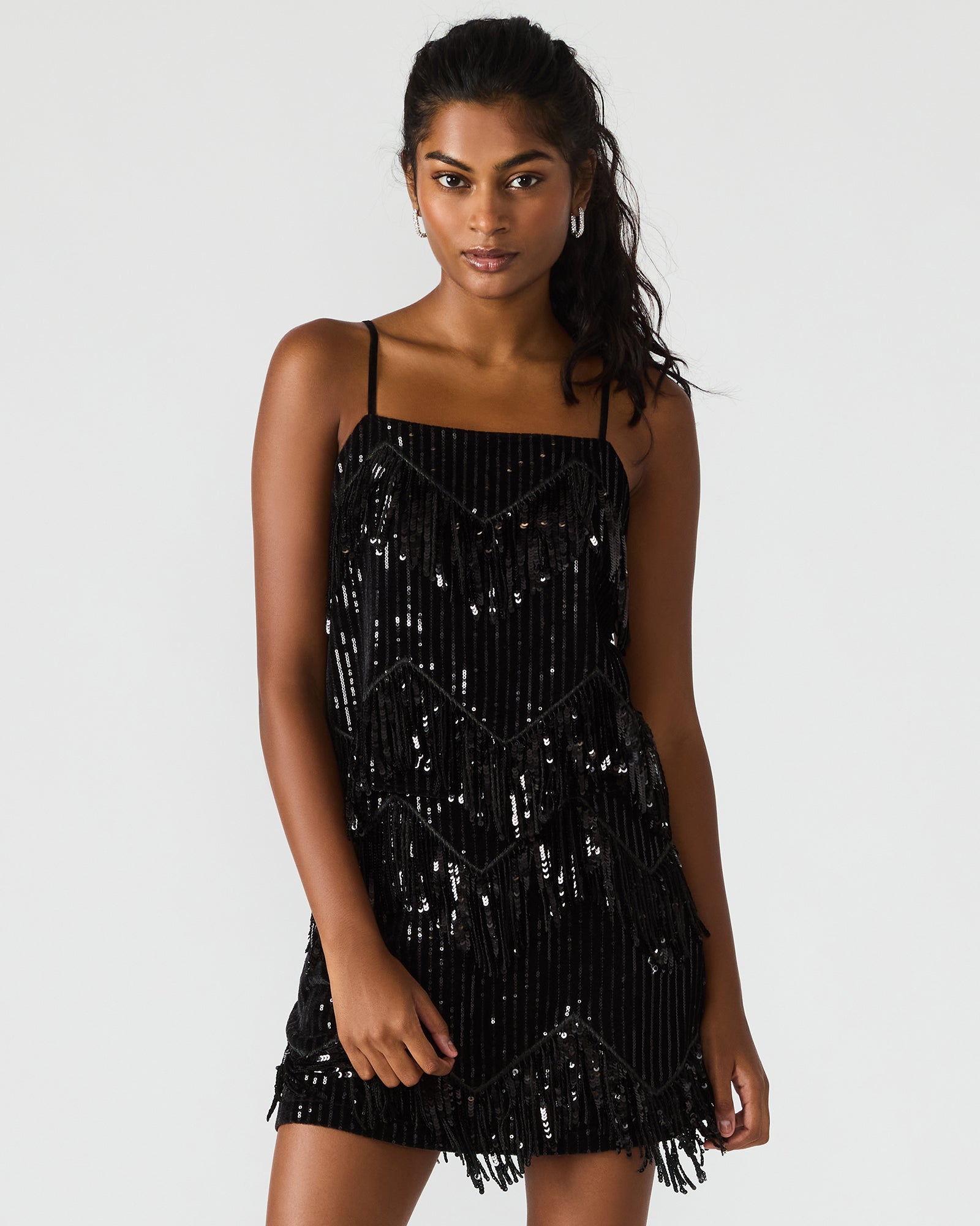 BLAKELYN SEQUIN TOP BLACK - Image 8
