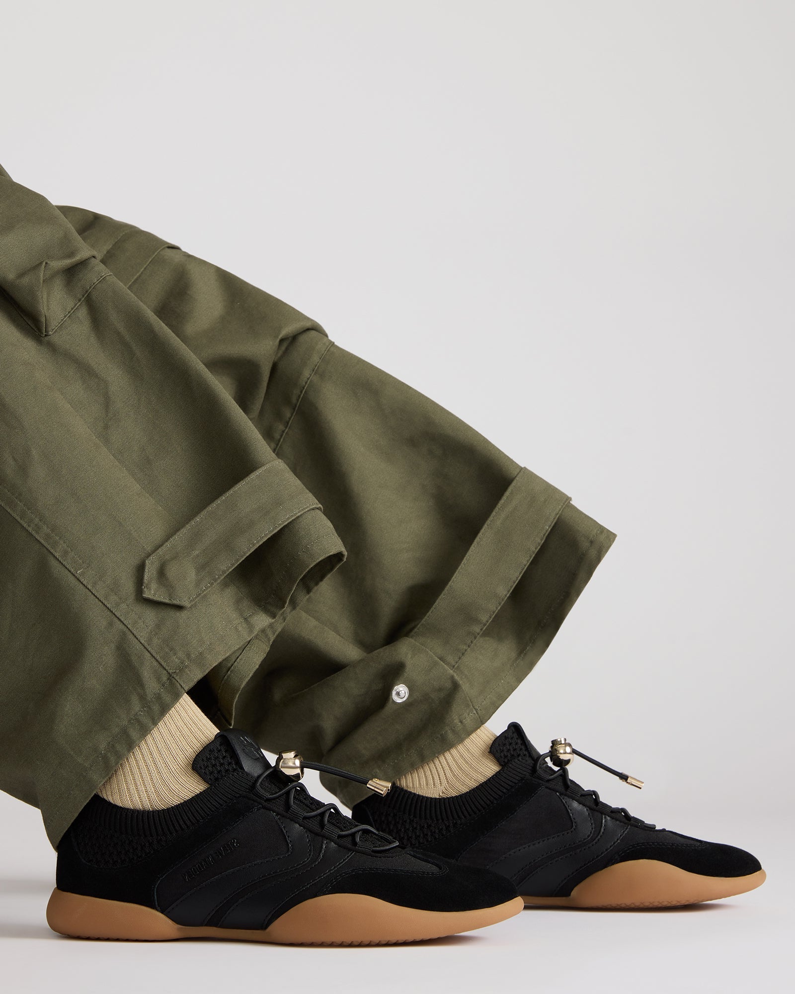 REBOOT BLACK GLITTER - Image 2